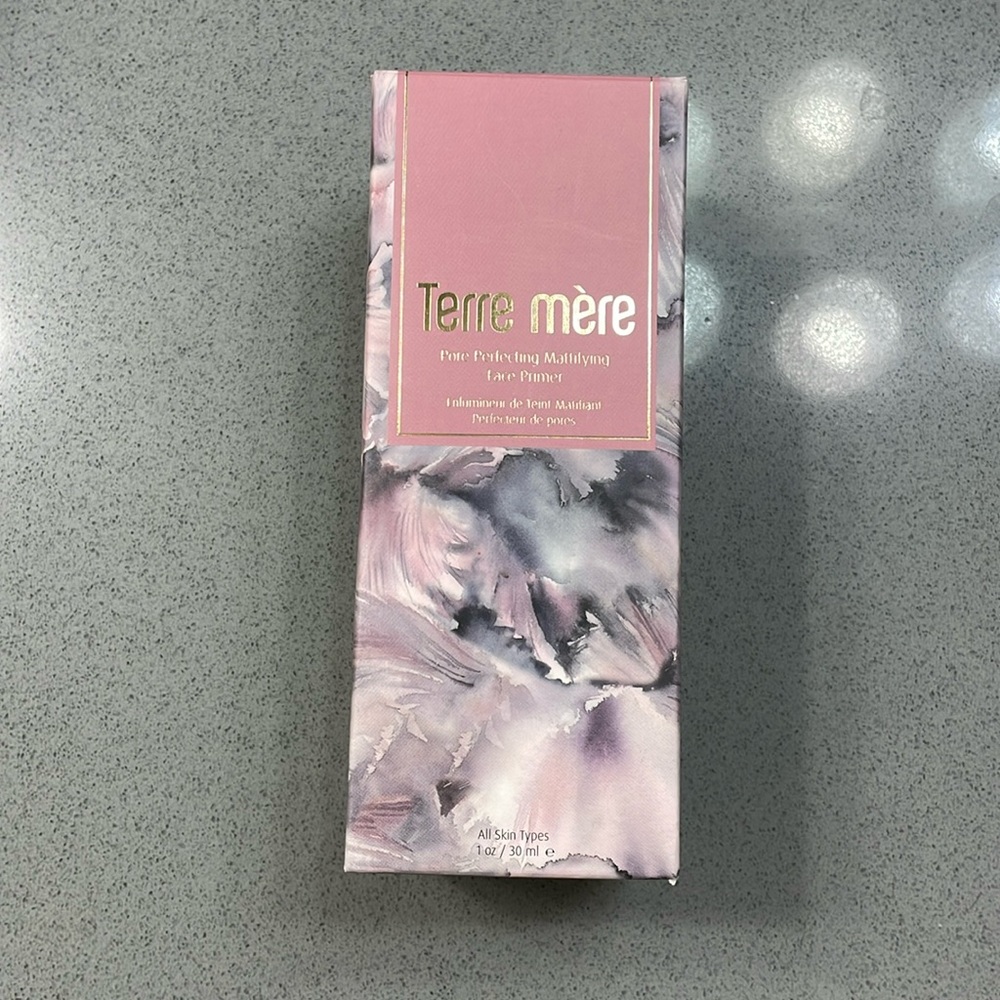 Terre Mere pore perfecting mattifying face primer. New in box